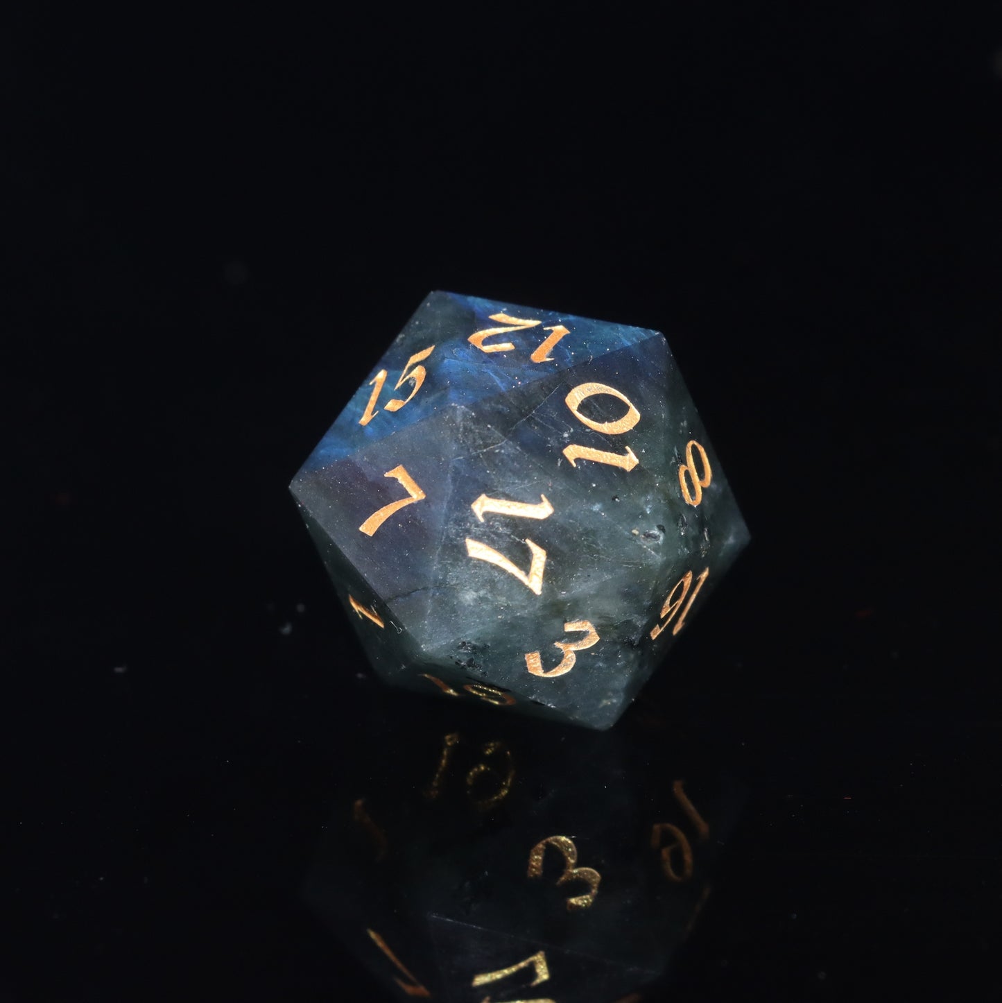 MAGISEVEN Labradorite Natural Gemstone 7 pieces D&D Dice SET